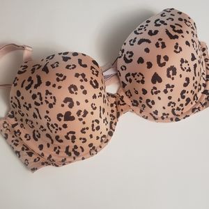 SOLD OUT VICTORIA'S! Victoria's Secret Bra